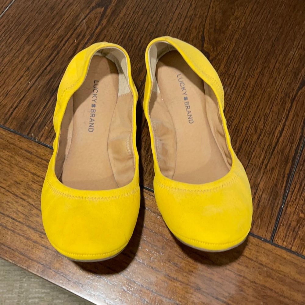 Lucky brand flats